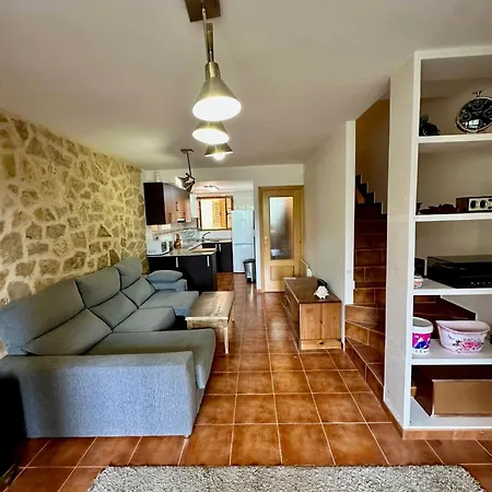 Casa de Férias Esqui Valdelinares Ref 066 La Virgen de la Vega